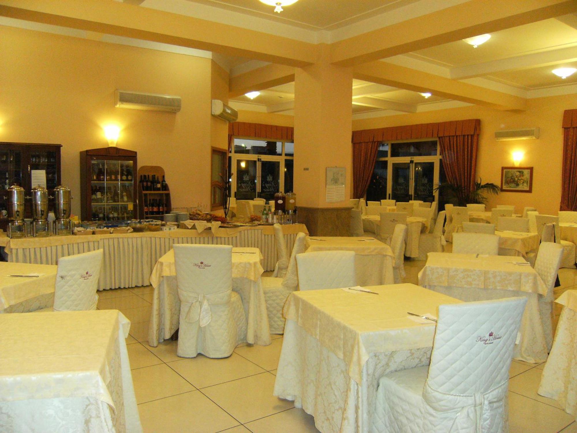 King'S House Hotel Resort Mascali Exterior foto
