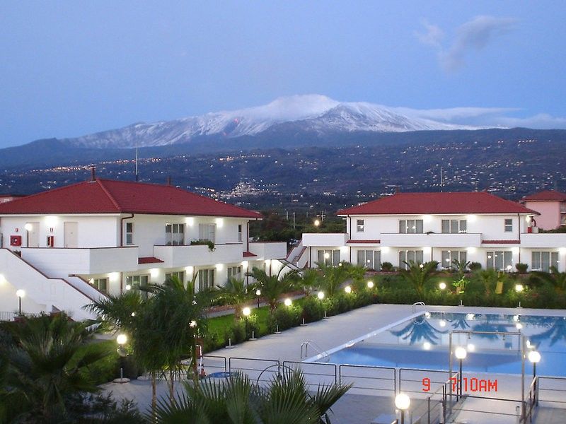 King'S House Hotel Resort Mascali Exterior foto